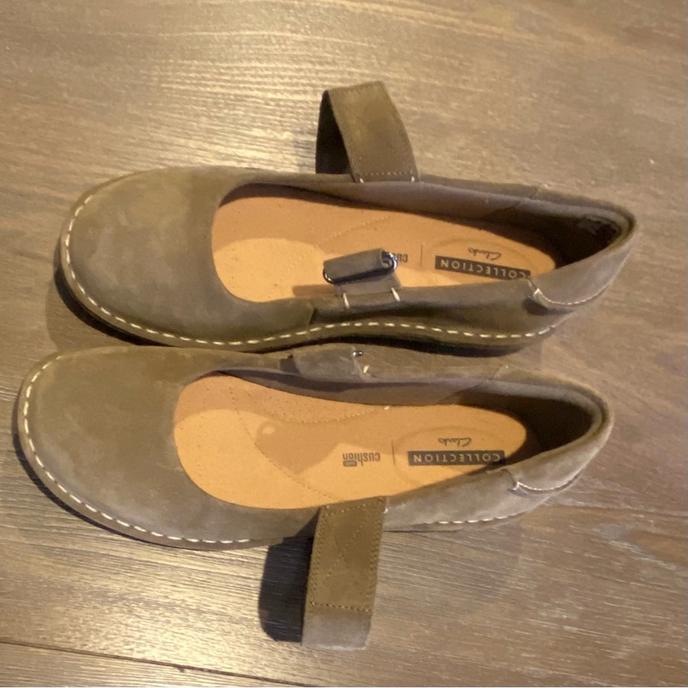 Clarks Taupe Suede Mary Jane Flats - Picture 9 of 16
